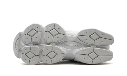 9060 Triple White