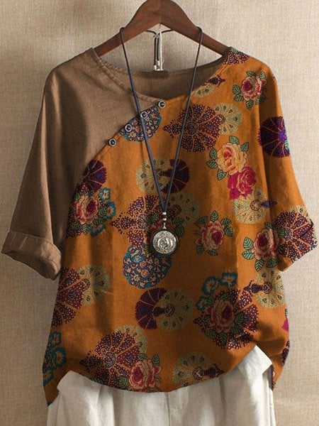 Loose-Fitting Blouse with Floral Overlay