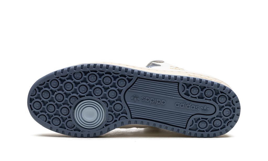 Forum 84 Low