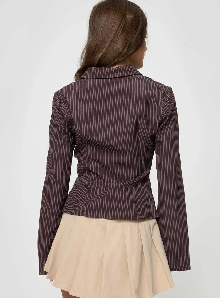 Retro-Style Blouse with Button Closure