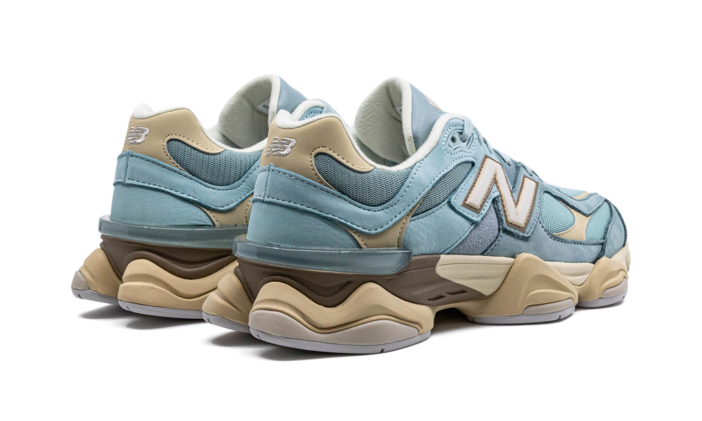9060 Blue Hazer